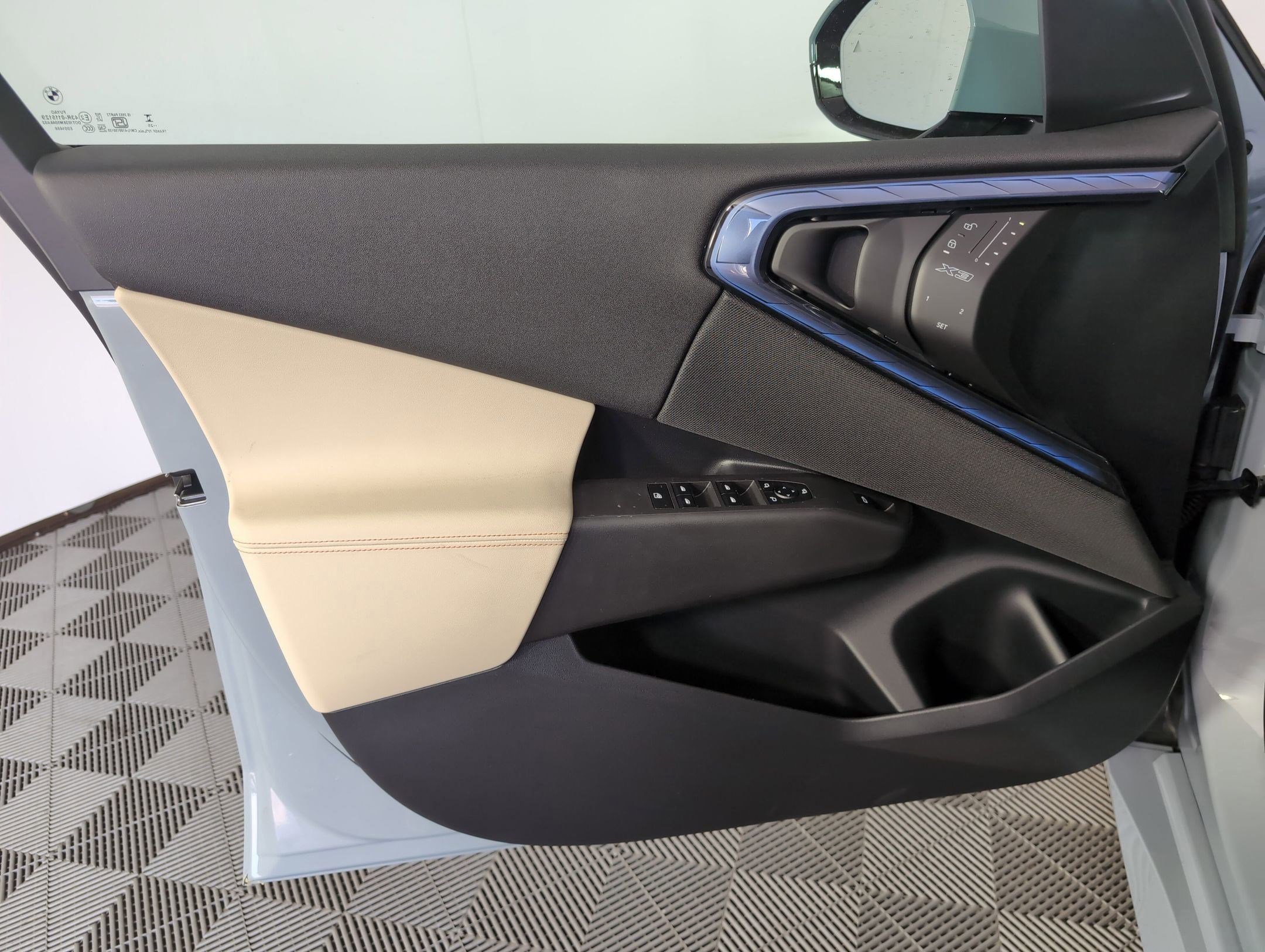 Used 2025 BMW X3 xDrive30i w/ M Sport Package image 20