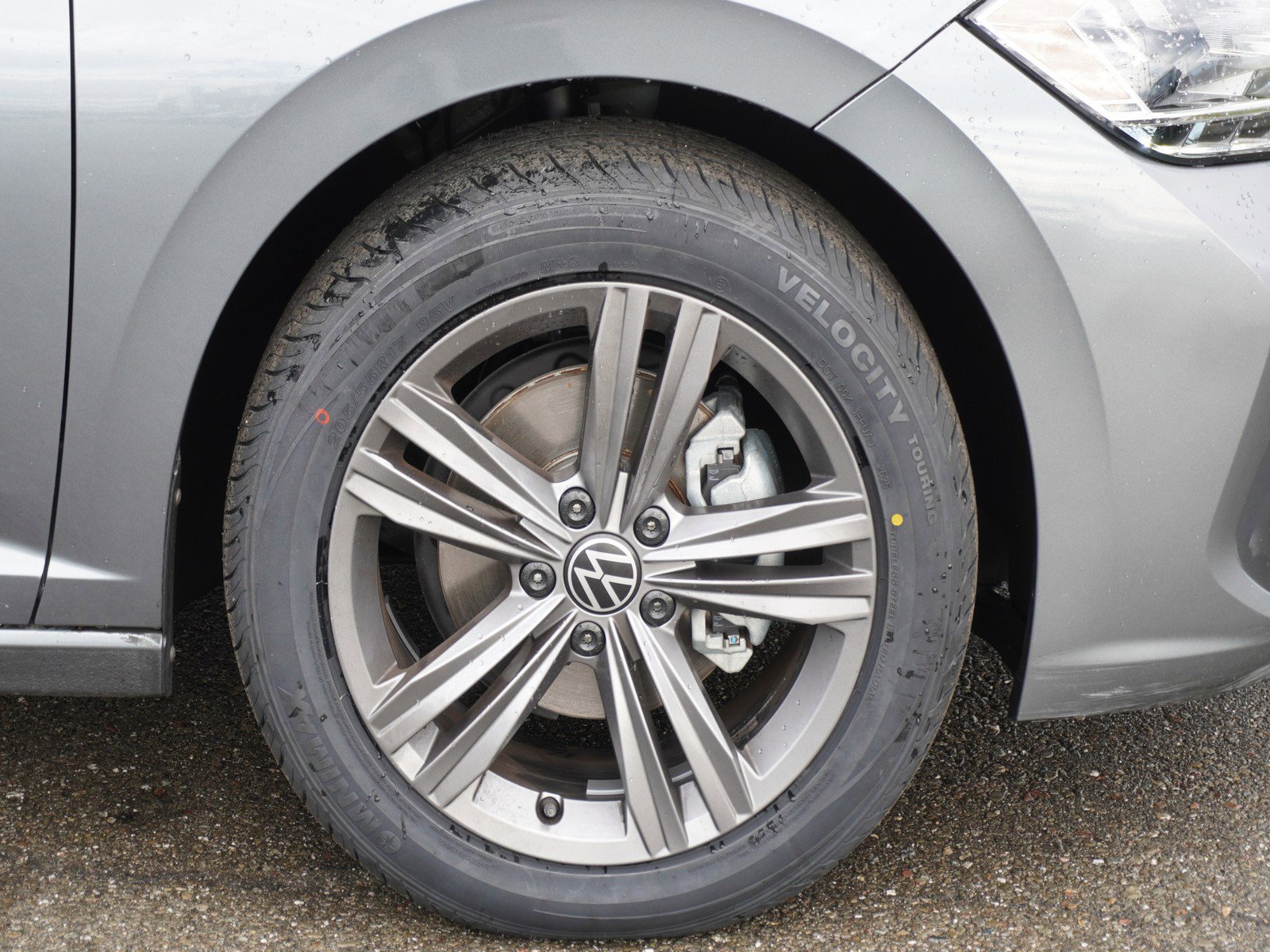 Used 2022 Volkswagen Jetta SE image 5