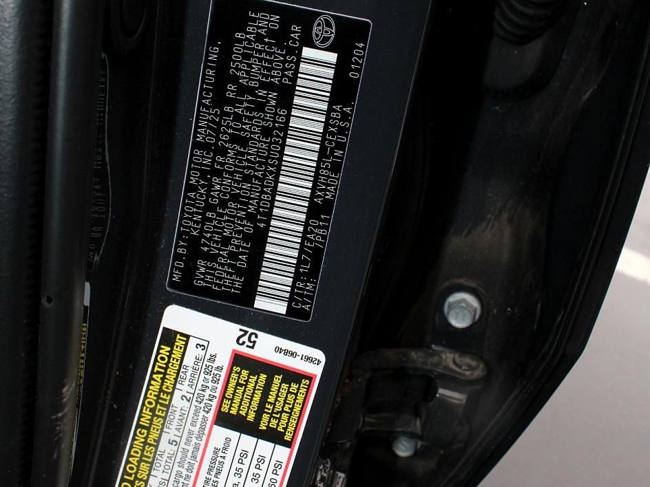 Used 2025 Toyota Camry SE image 30