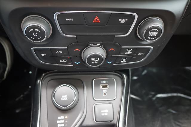Used 2020 Jeep Compass Altitude image 17