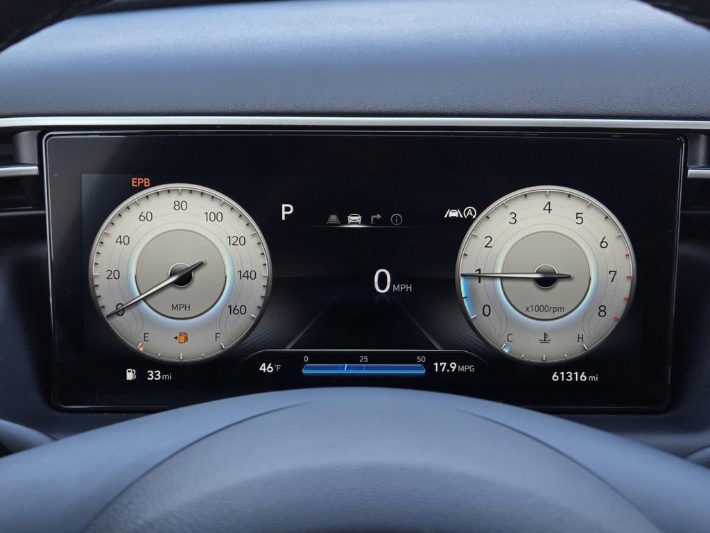 Used 2022 Hyundai Tucson Limited w/ Cargo Package FWD image 11