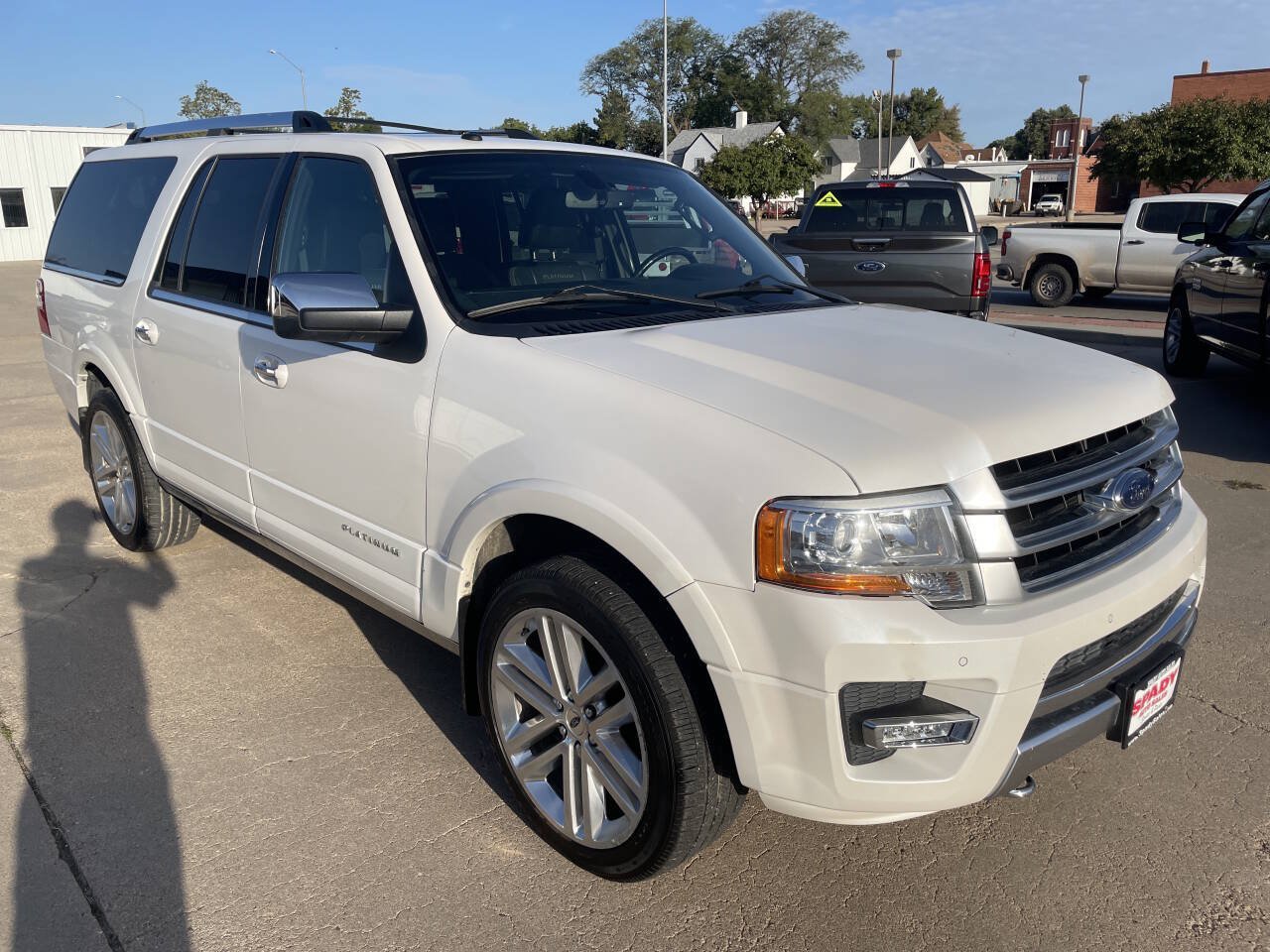 Used 2017 Ford Expedition EL Platinum AWD/4WD image 7
