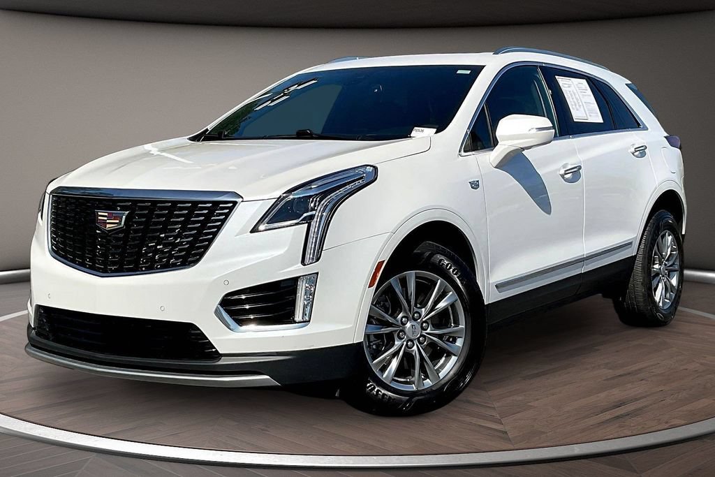 Used 2021 Cadillac XT5 Premium Luxury FWD image 3
