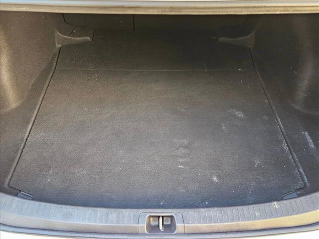 Used 2022 Toyota Corolla SE FWD image 6