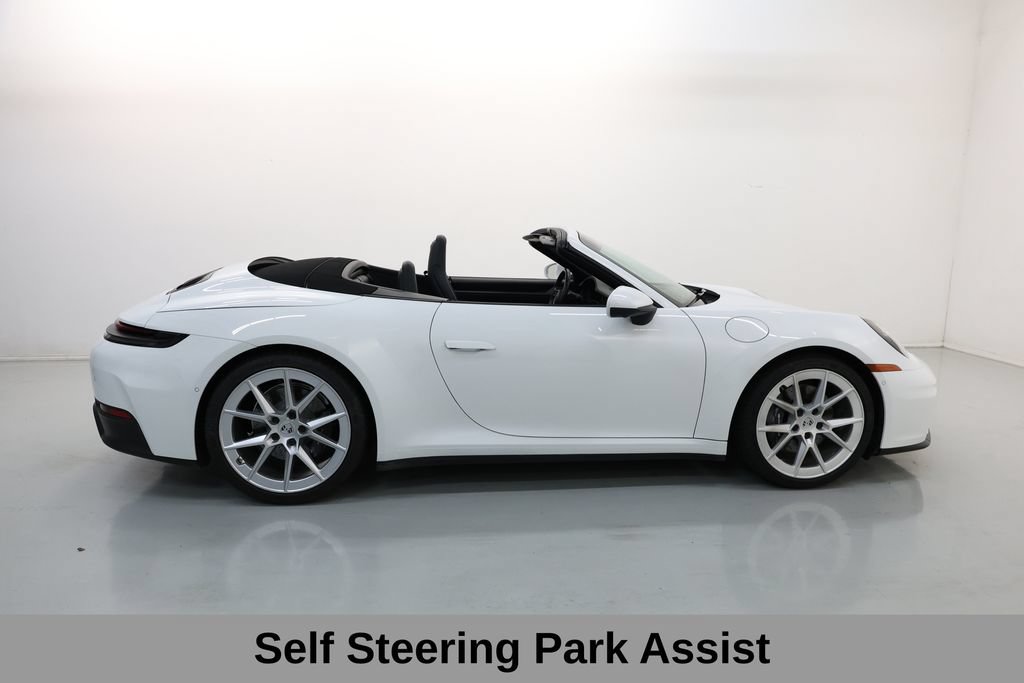 Used 2025 Porsche 911 Carrera RWD image 28