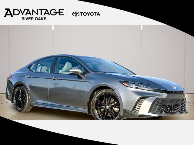 Used 2026 Toyota Camry SE AWD/4WD image 1