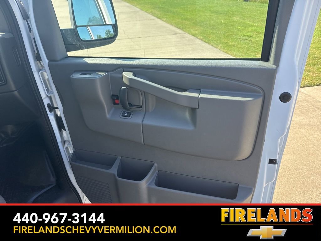 New 2025 Chevrolet Express 2500 w/ Driver Convenience Package image 26