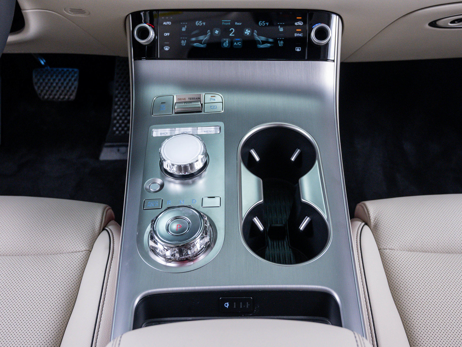 Used 2026 Genesis GV70 2.5T Advanced AWD/4WD image 29
