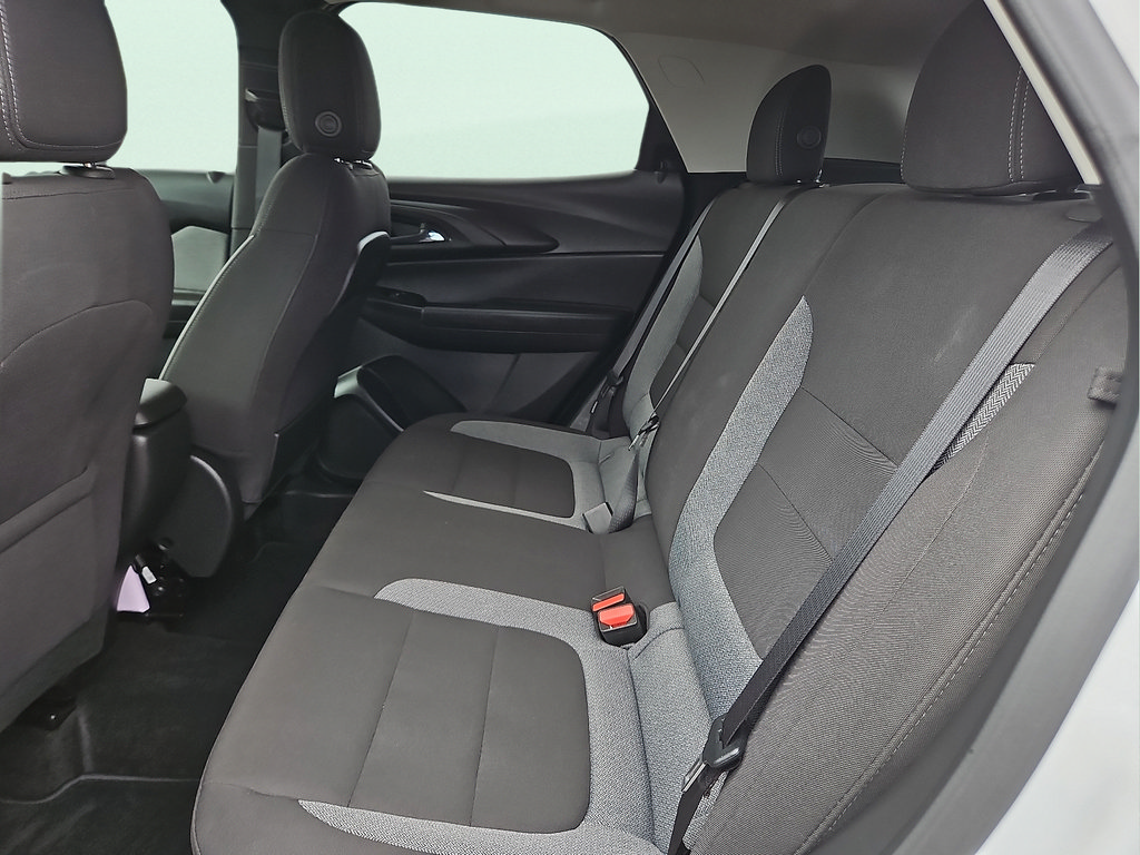 Used 2024 Chevrolet TrailBlazer LT AWD/4WD image 10