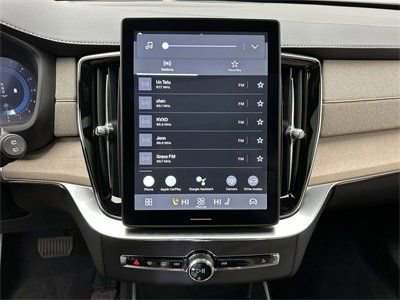 Certified 2025 Volvo XC90 B5 Core w/ Protection Package Premier image 15