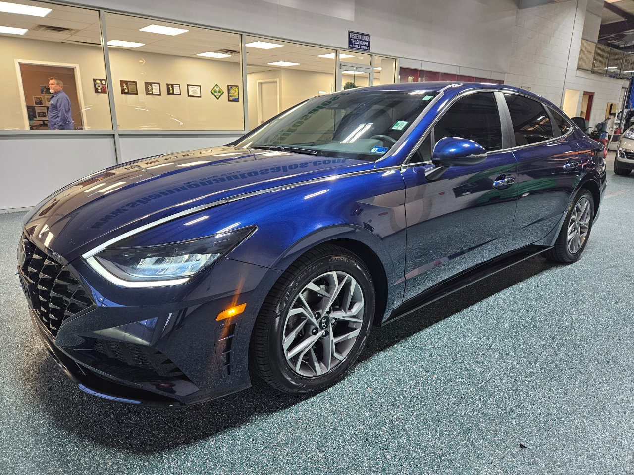 Used 2021 Hyundai Sonata SEL image 2