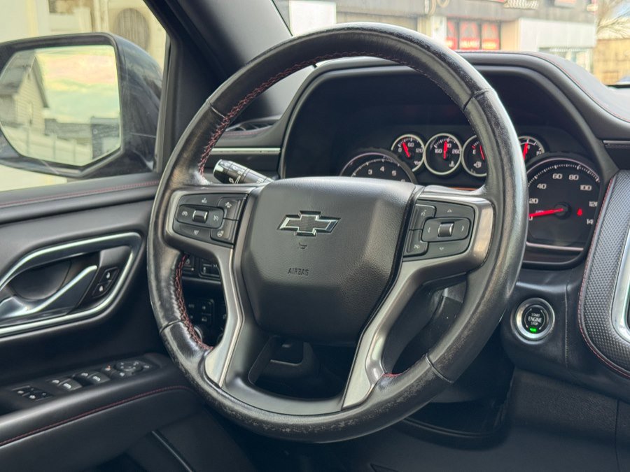 Used 2021 Chevrolet Suburban RST w/ Luxury Package image 48