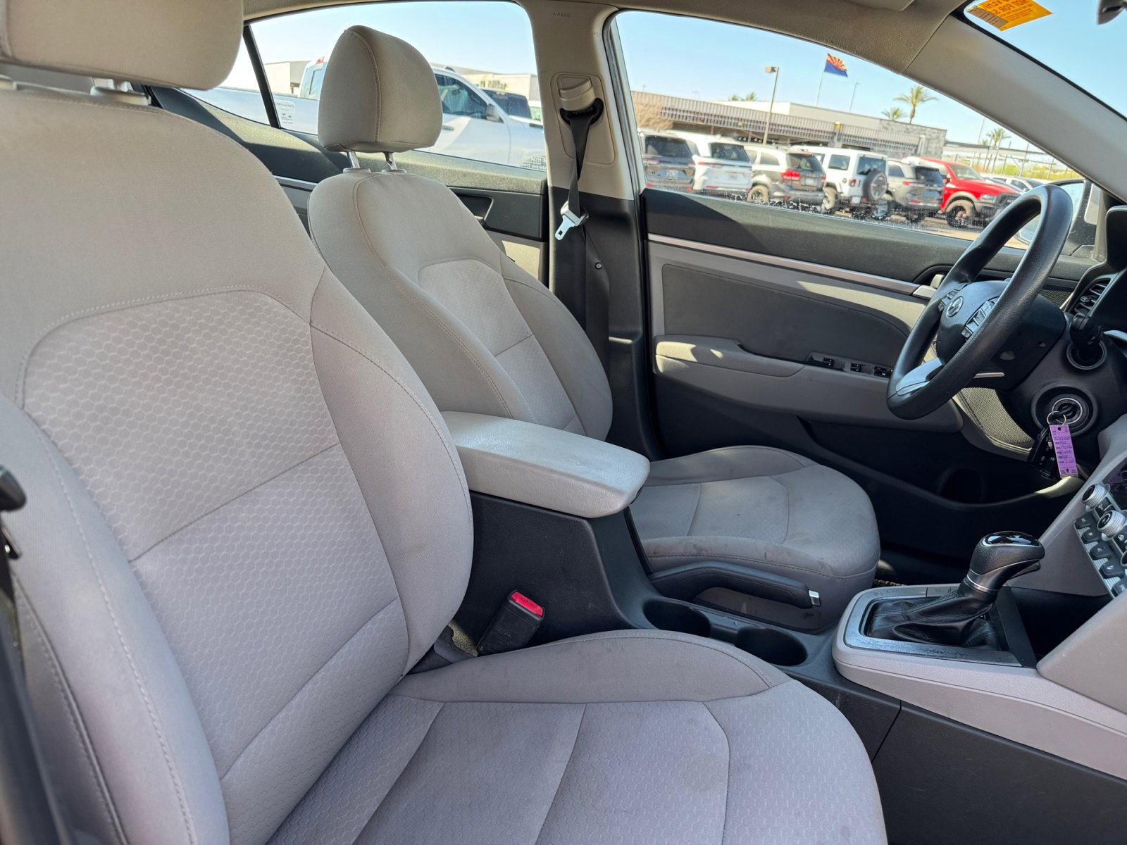 Used 2020 Hyundai Elantra SEL image 27