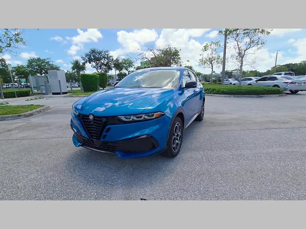 New 2026 Alfa Romeo Tonale w/ Active Assist Package AWD/4WD image 34