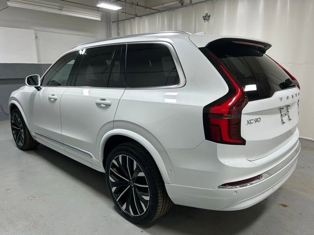 Used 2025 Volvo XC90 B5 Plus image 2