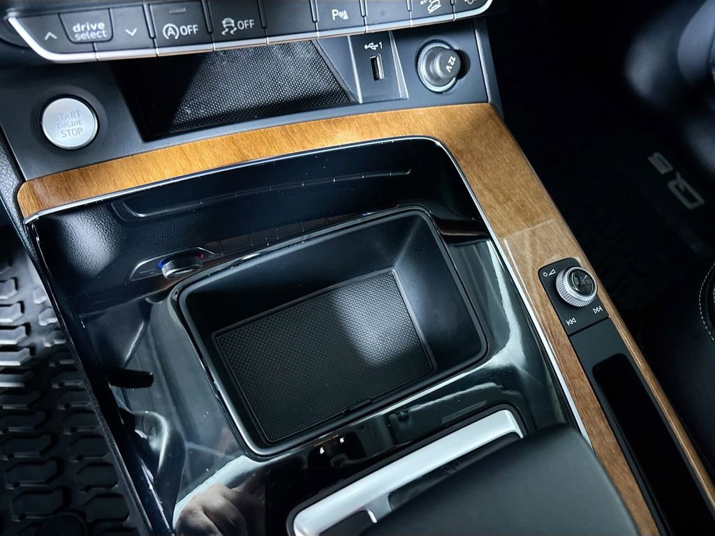 Used 2023 Audi Q5 2.0T Premium w/ Convenience Package image 15