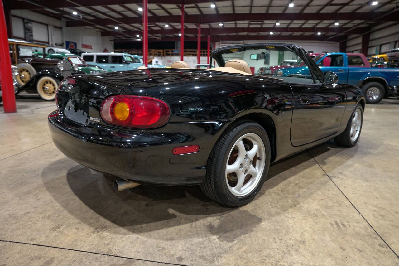 Used 1999 MAZDA MX-5 Miata RWD image 8
