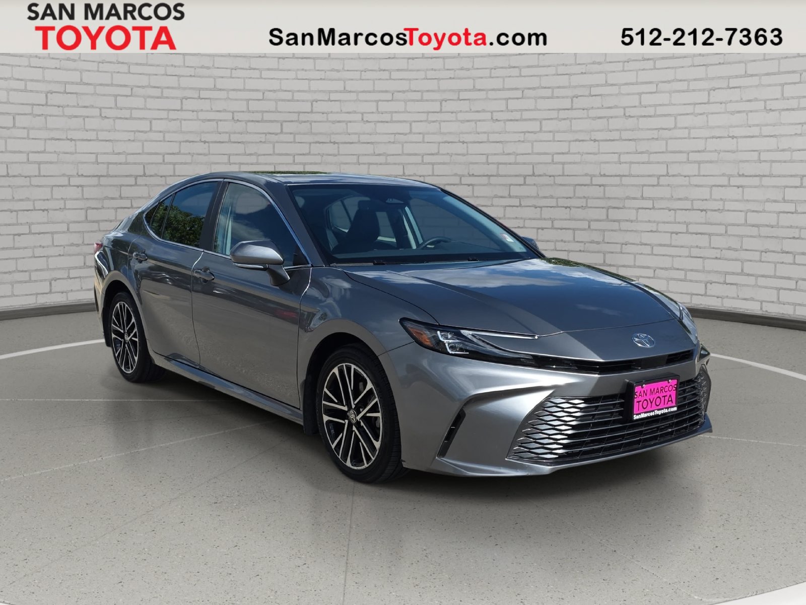 Used 2026 Toyota Camry XLE FWD image 3
