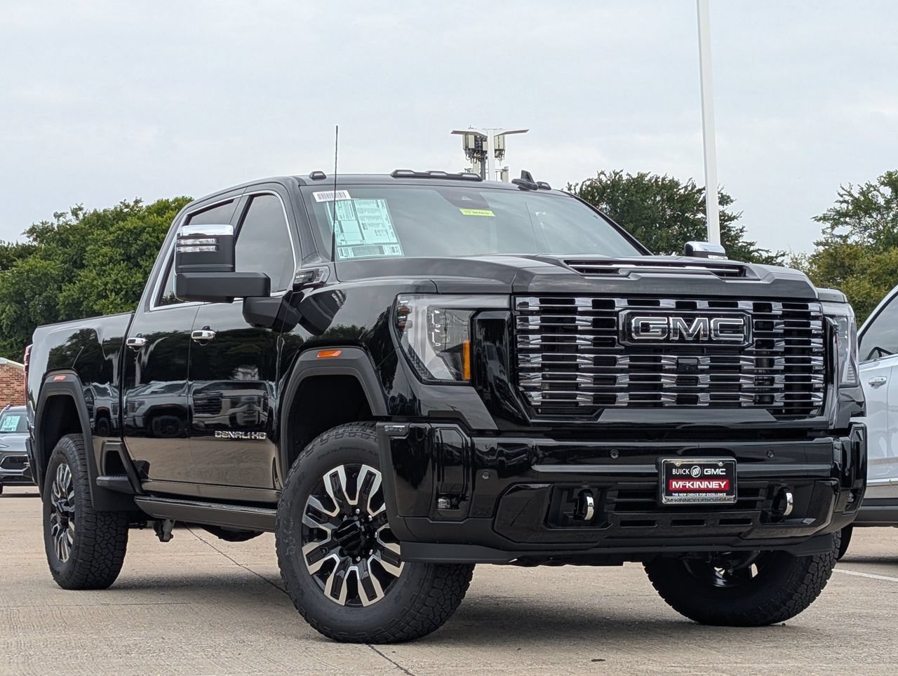 New 2026 GMC Sierra 2500 Denali Ultimate AWD/4WD image 2
