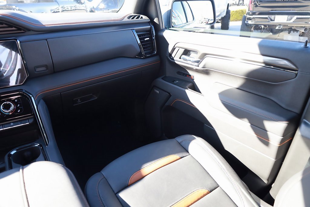 Used 2025 GMC Sierra 1500 AT4 w/ Technology Package image 20