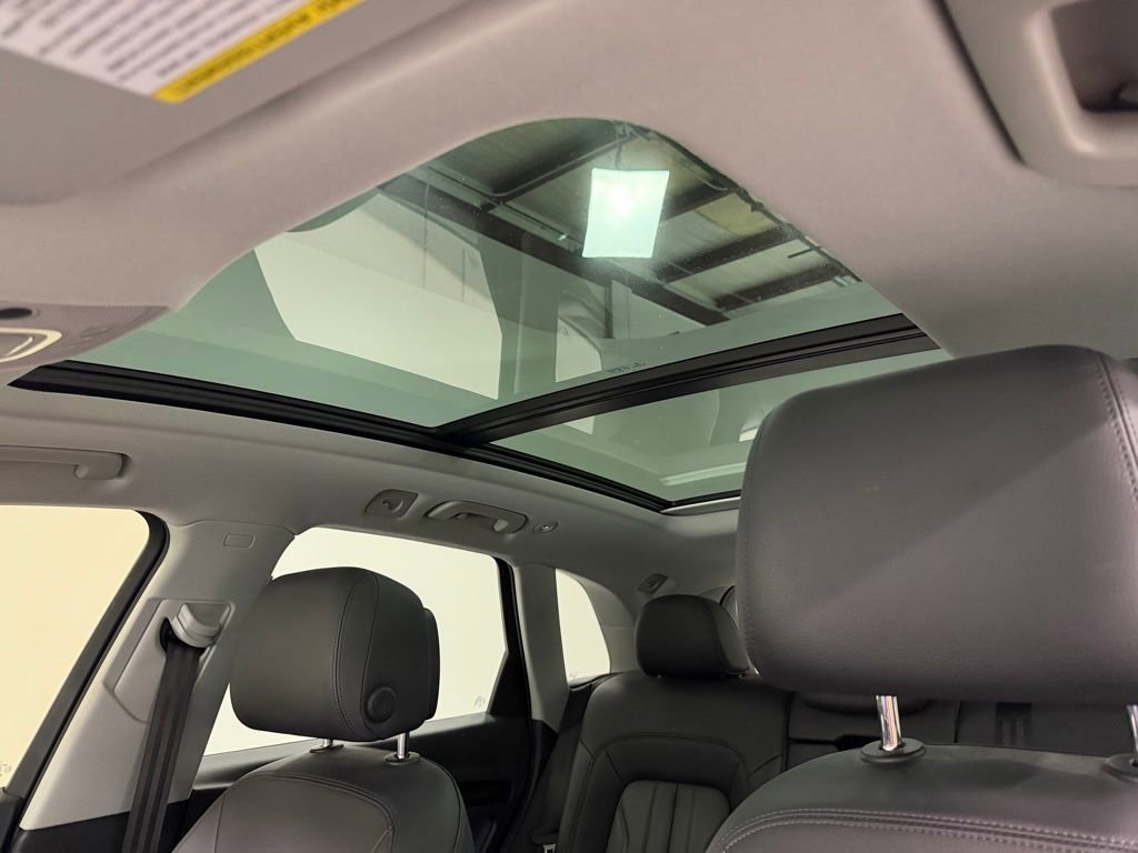 Used 2018 Audi Q5 2.0T Premium Plus w/ Premium Plus Package image 26