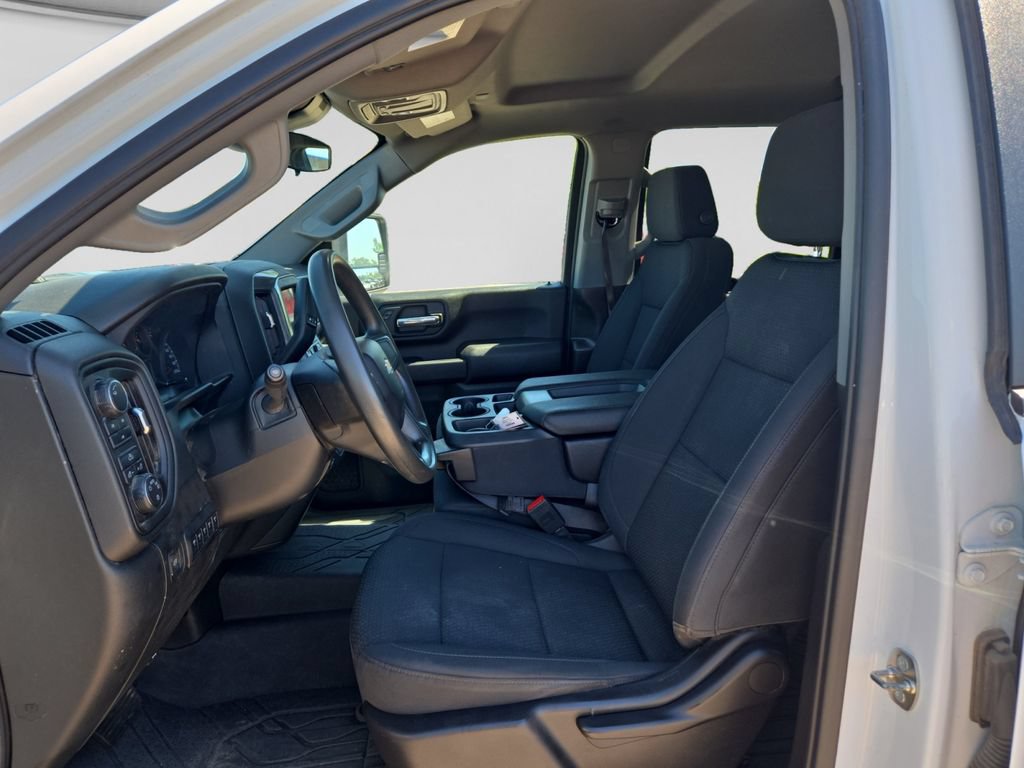 Used 2024 Chevrolet Silverado 2500 Custom AWD/4WD image 14