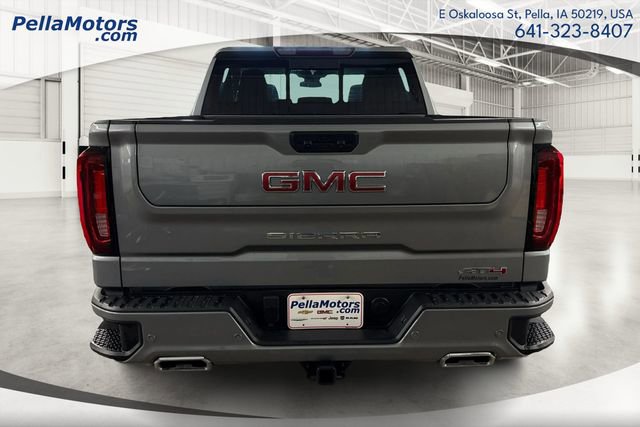 Used 2025 GMC Sierra 1500 AT4 w/ AT4 Premium Package image 4