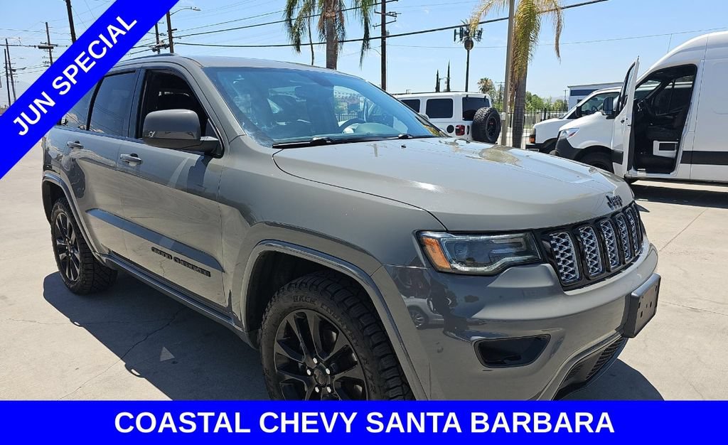 Used 2020 Jeep Grand Cherokee Altitude AWD/4WD image 1