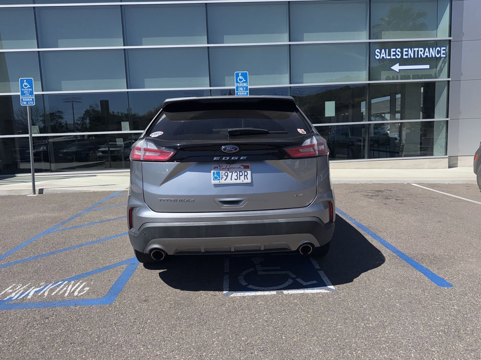 Used 2022 Ford Edge Titanium image 5