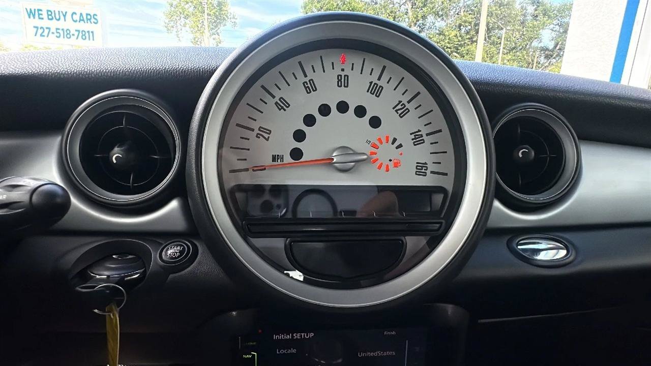 Used 2013 MINI Cooper Clubman FWD image 29