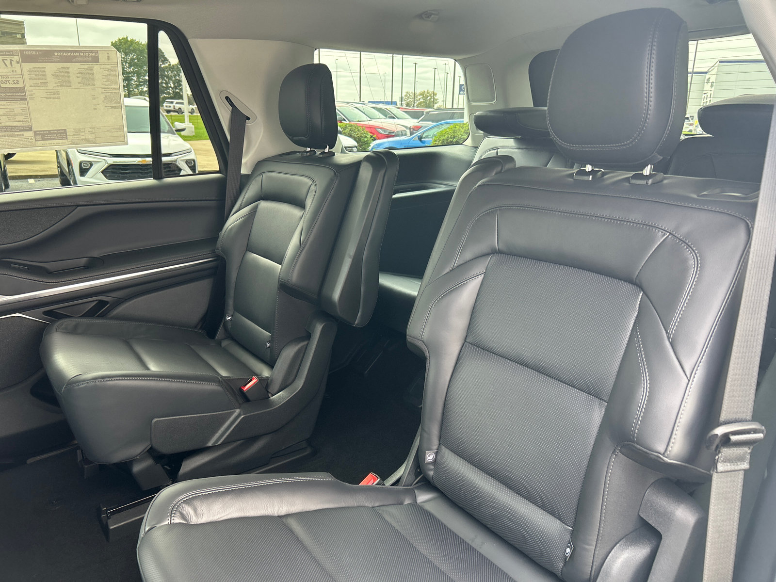 New 2027 Lincoln Navigator Reserve AWD/4WD image 29
