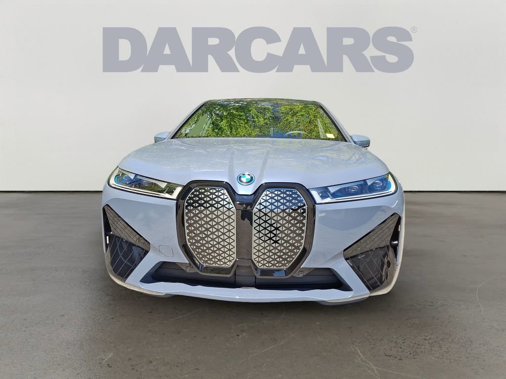 Used 2024 BMW iX xDrive50 w/ Premium Package AWD/4WD image 2