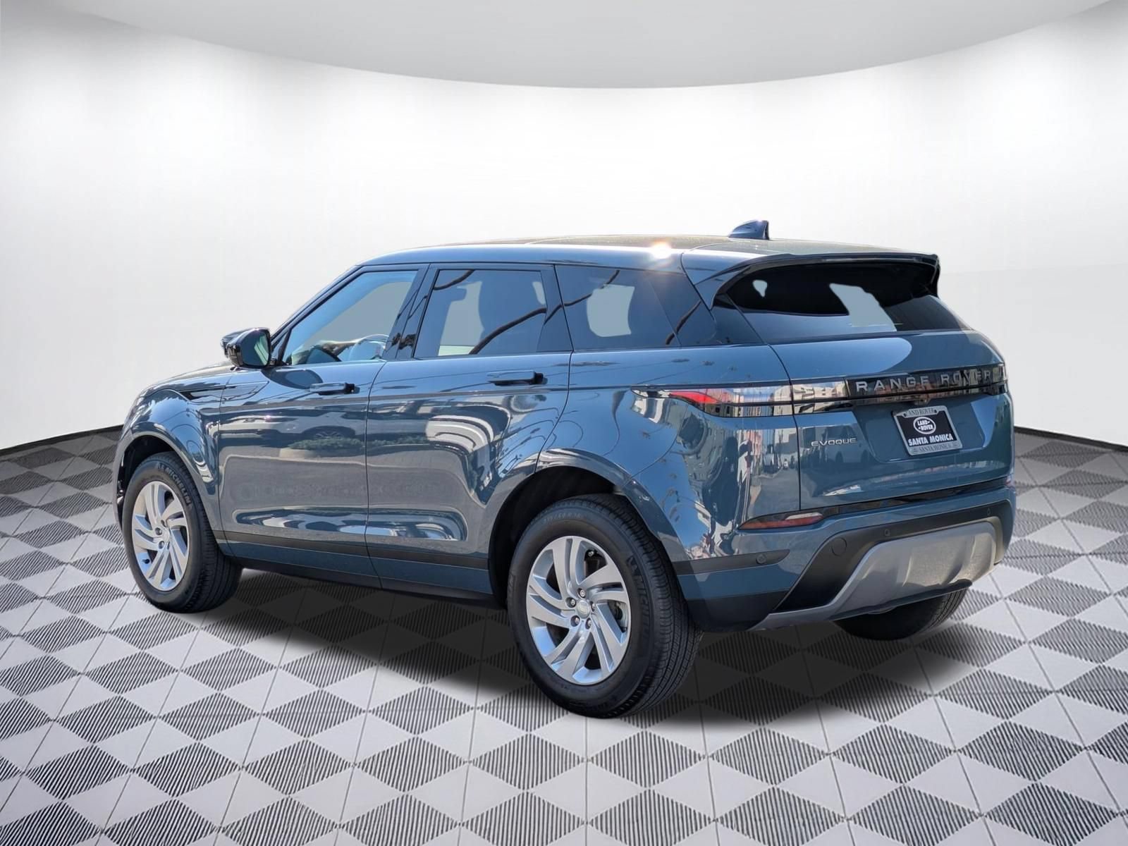Used 2026 Land Rover Range Rover Evoque S AWD/4WD image 3