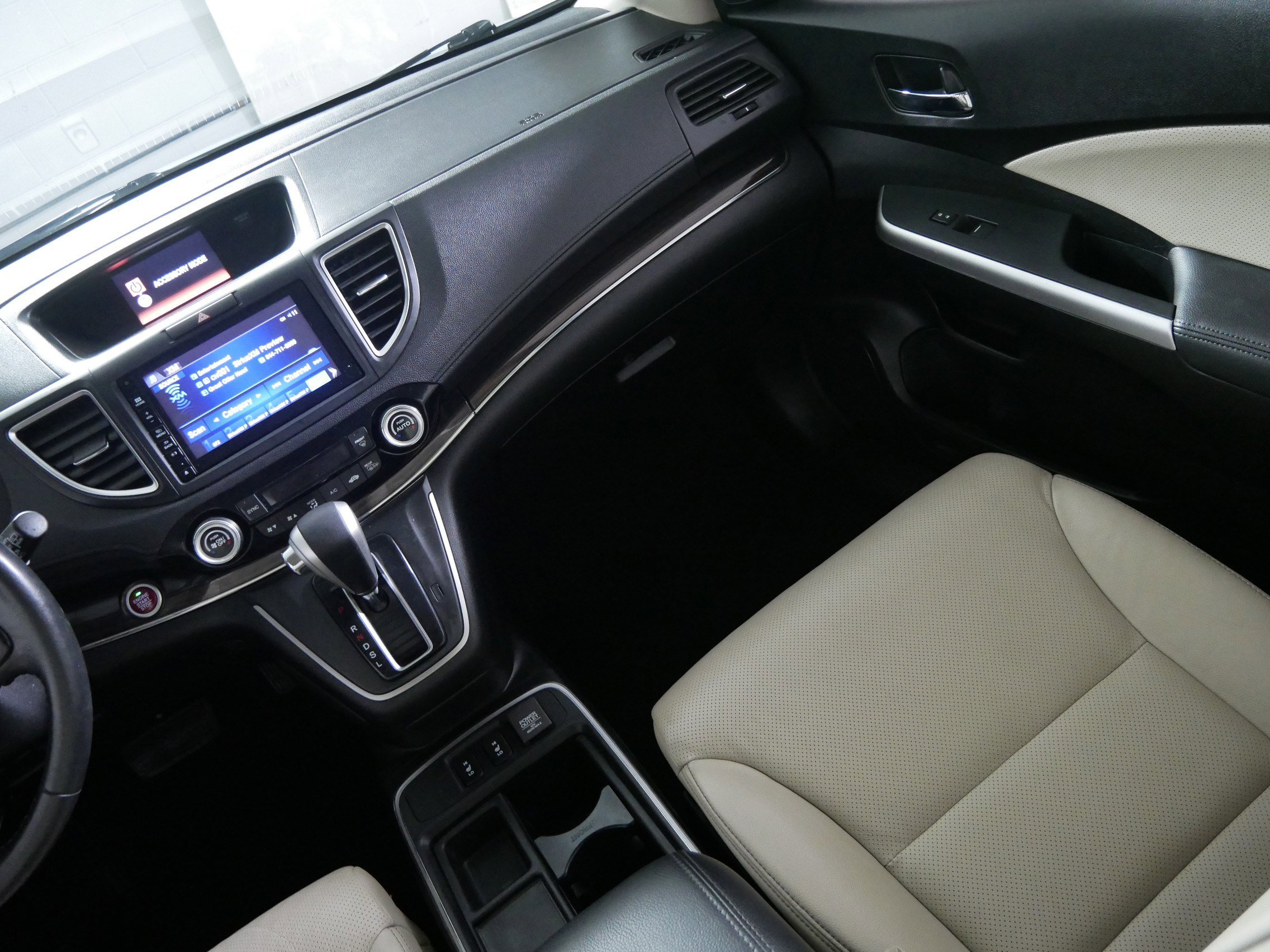 Used 2015 Honda CR-V EX-L image 11