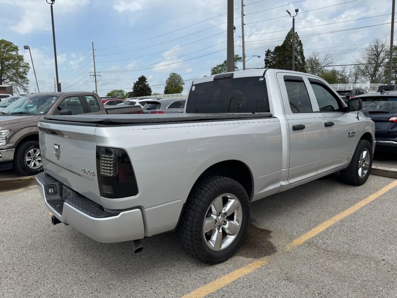 Used 2018 RAM 1500 Express w/ Express Value Package image 8