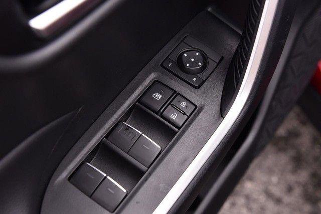 Used 2025 Toyota RAV4 XLE image 9