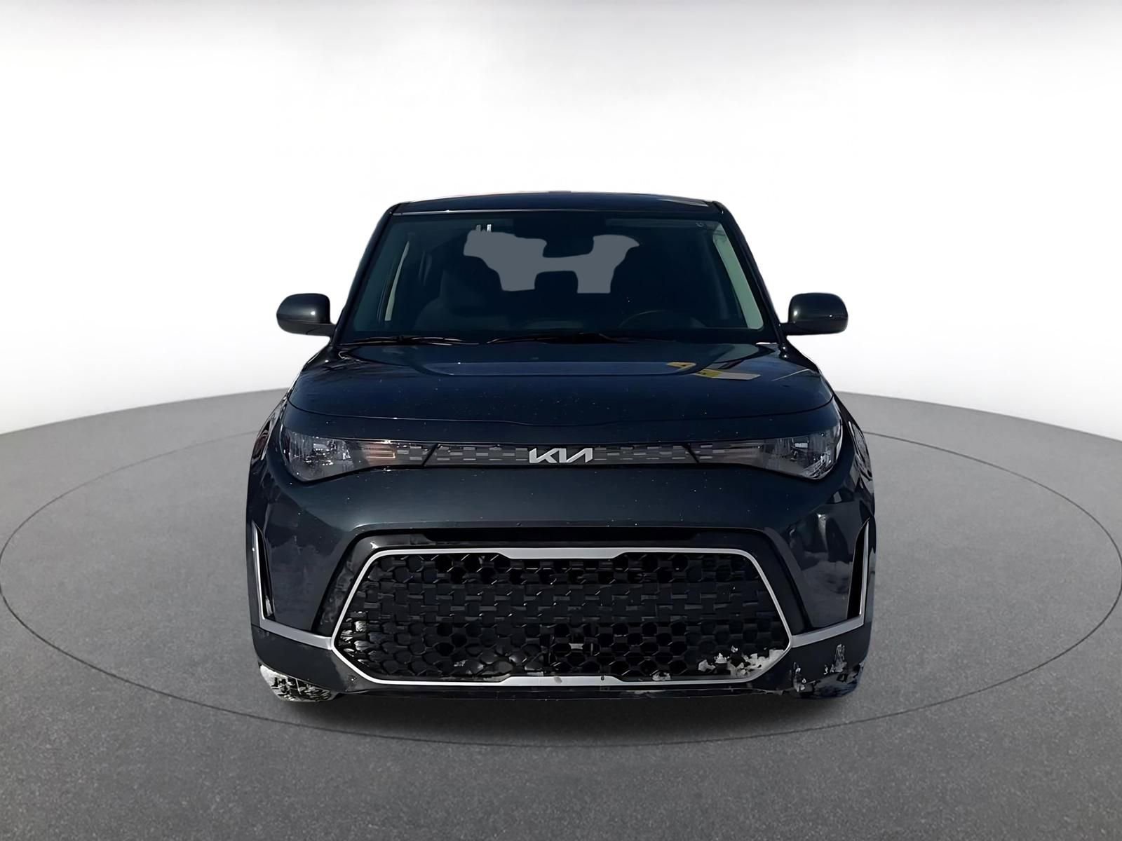 Used 2025 Kia Soul LX w/ LX Technology Package image 4