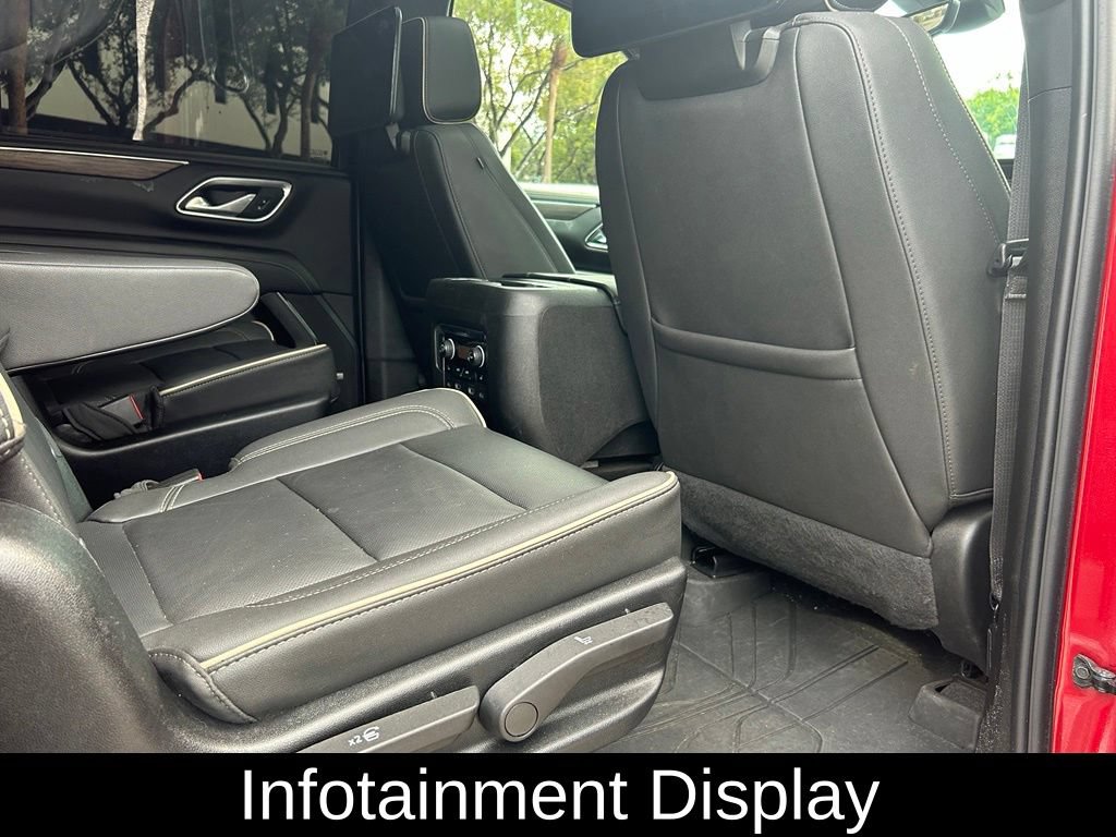 Used 2023 Chevrolet Suburban Premier w/ Advanced Technology Package AWD/4WD image 40