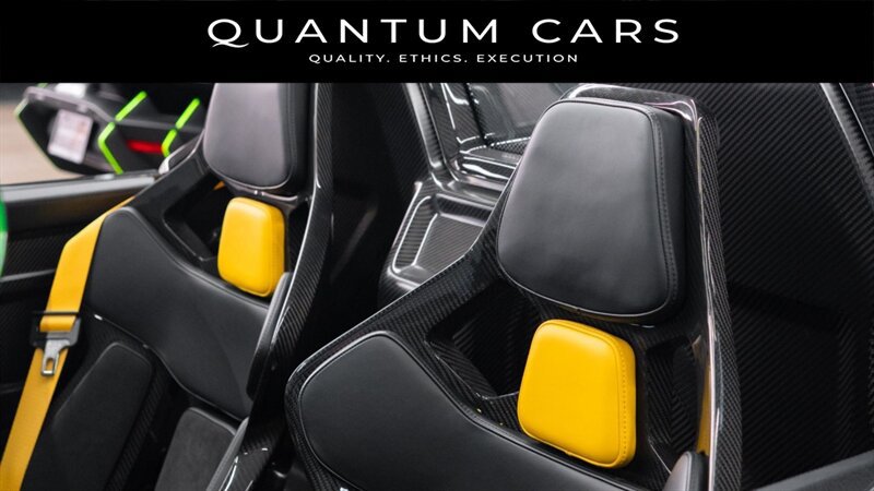 Used 1995 Porsche 911 Carrera RWD image 13