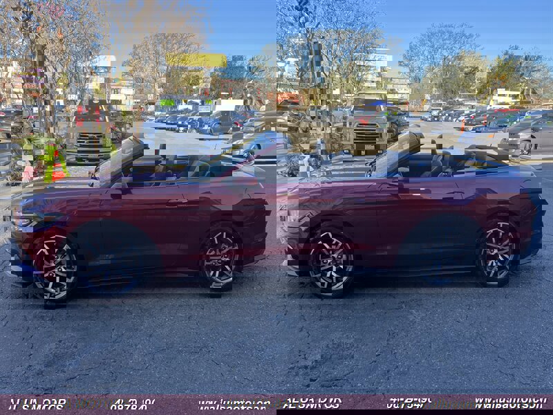 Used 2017 Ford Mustang Premium image 18