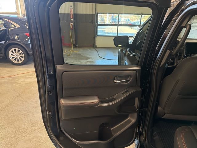 Certified 2022 Nissan Frontier PRO-4X w/ Technology Package image 10
