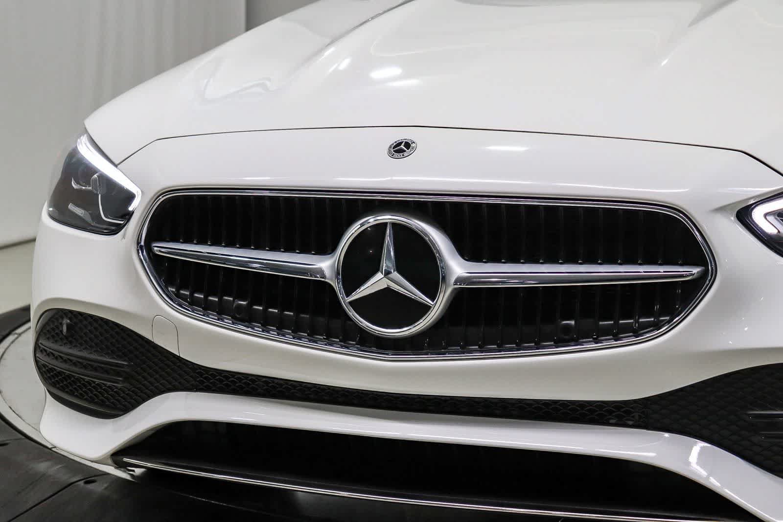 Used 2025 Mercedes-Benz C 300 Sedan image 8