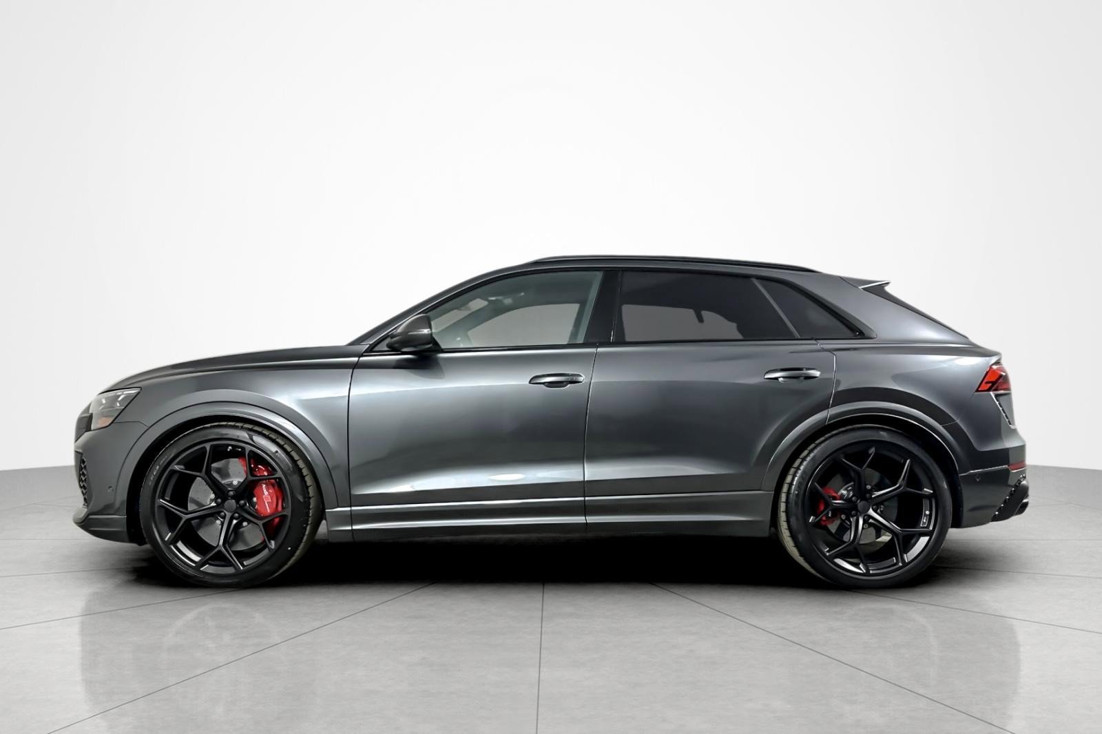 New 2026 Audi RS Q8 performance image 3