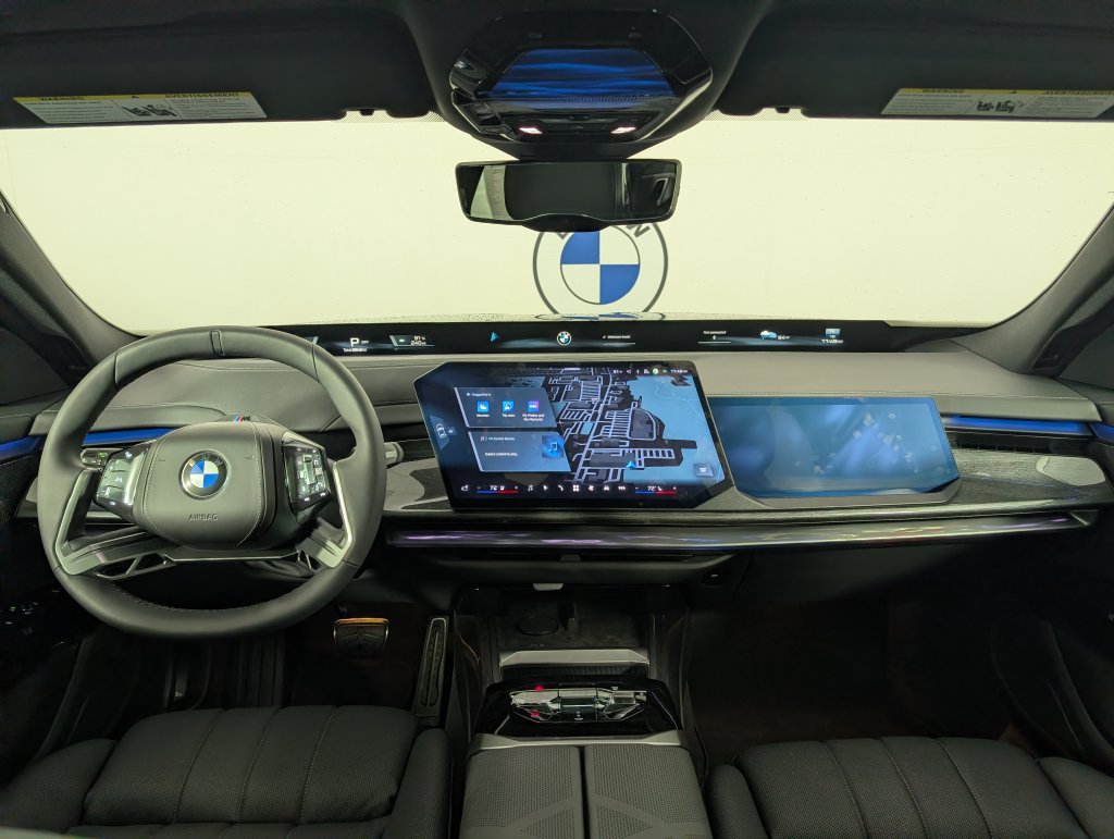 New 2027 BMW i7 xDrive60 w/ M Sport Professional Package AWD/4WD image 20