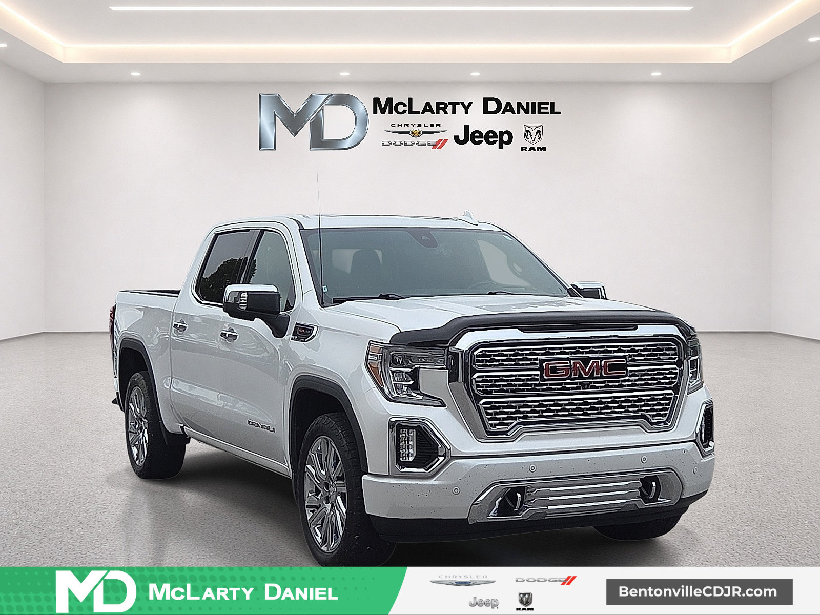Used 2019 GMC Sierra 1500 Denali w/ Denali Ultimate Package AWD/4WD image 1