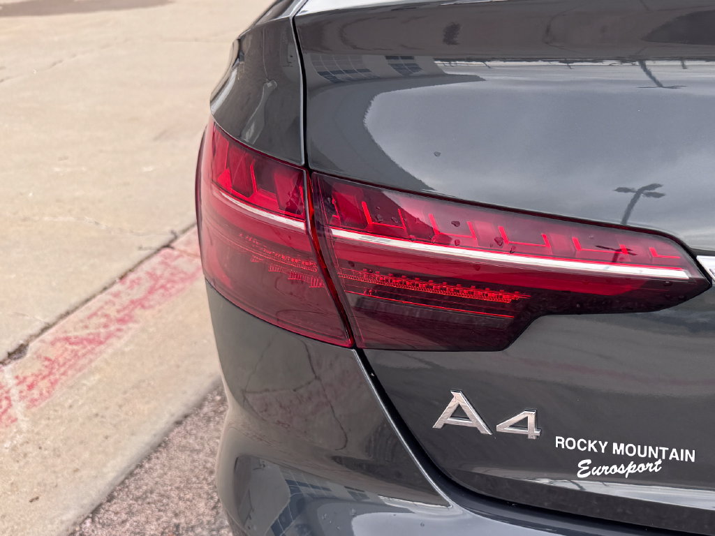 Used 2022 Audi A4 2.0T Premium AWD/4WD image 9