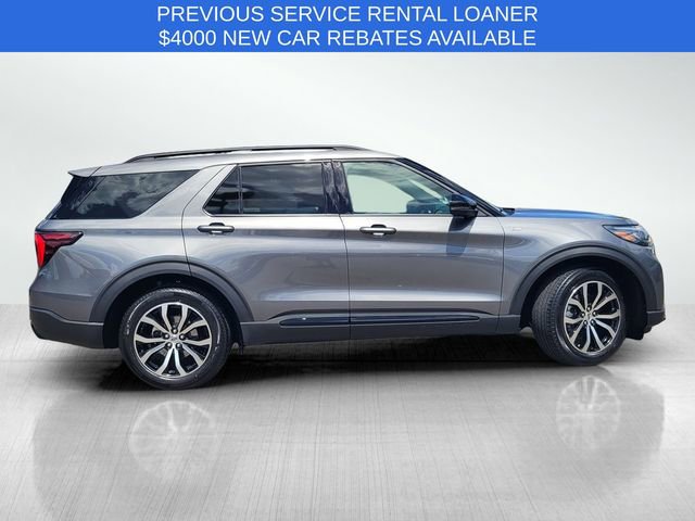 Used 2026 Ford Explorer ST-Line RWD image 3
