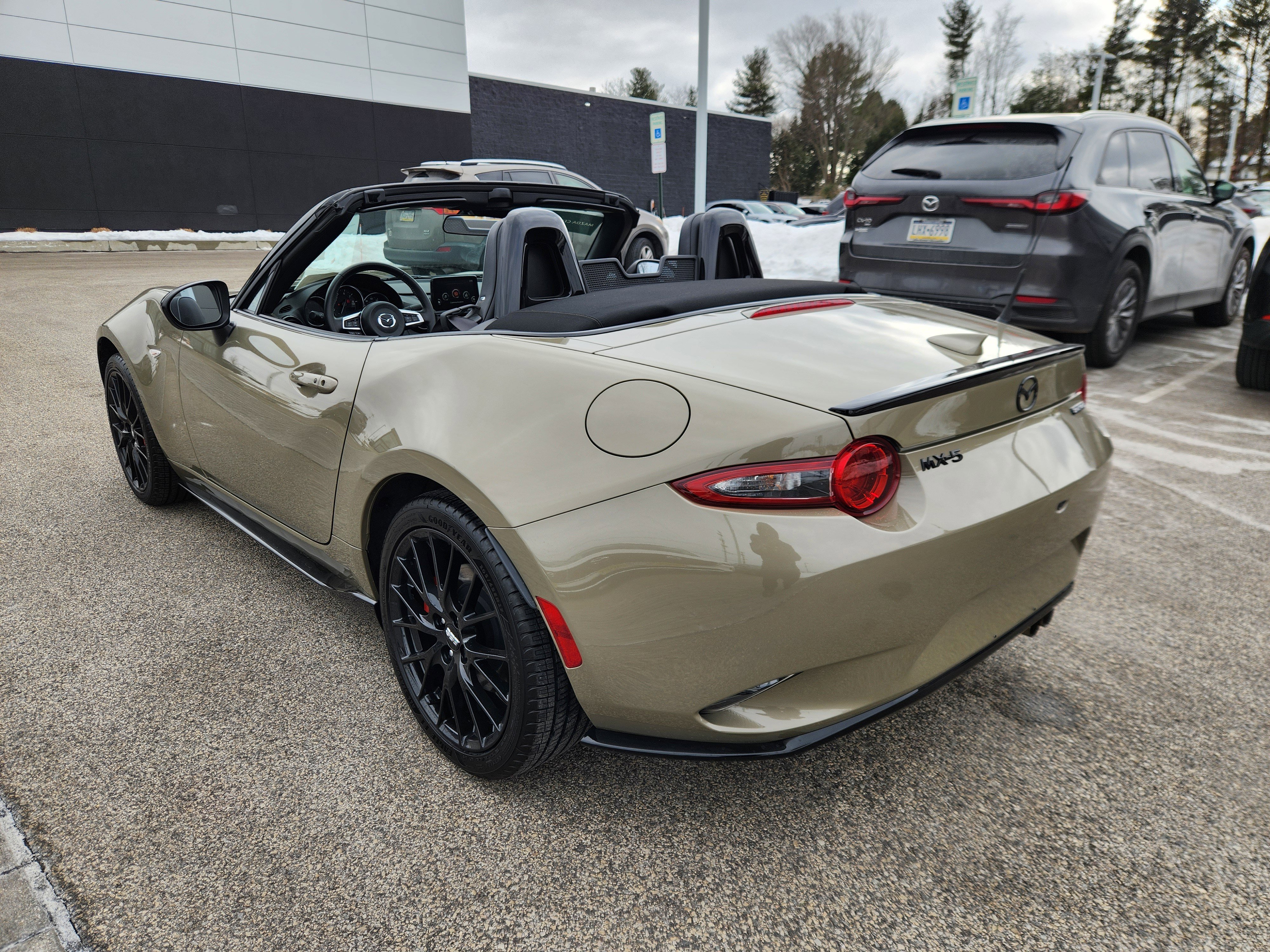 Certified 2023 MAZDA MX-5 Miata Club w/ Brembo/BBS Recaro Package image 9