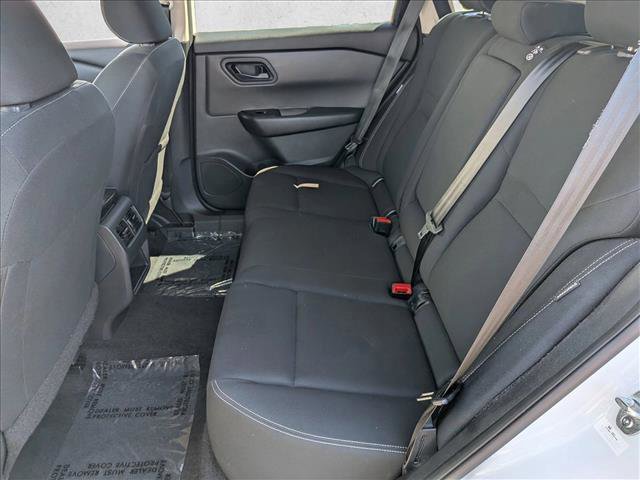 Used 2024 Nissan Rogue S FWD image 25