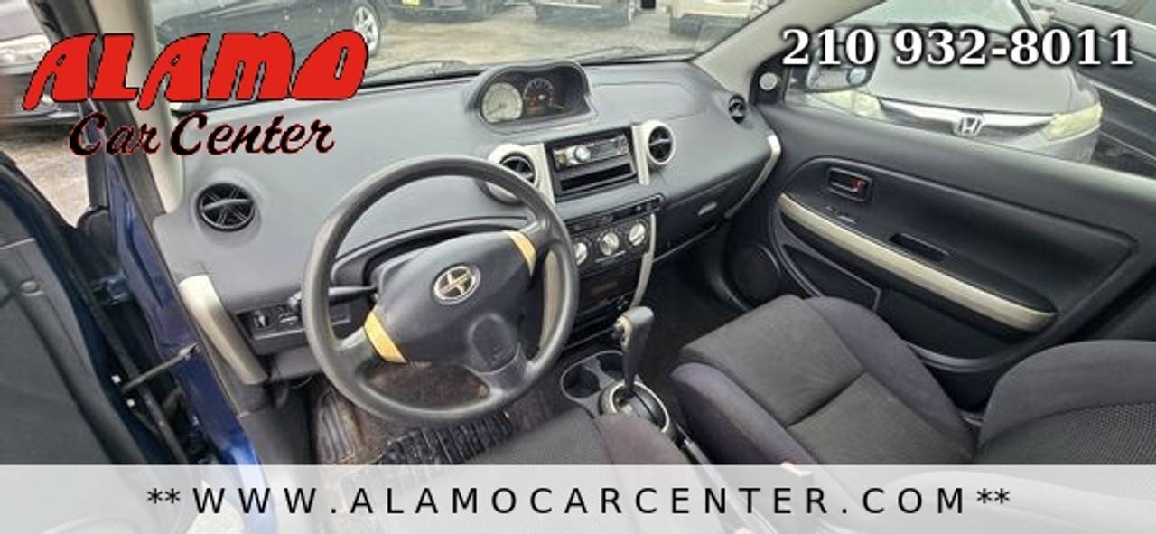 Used 2005 Scion xA FWD image 28